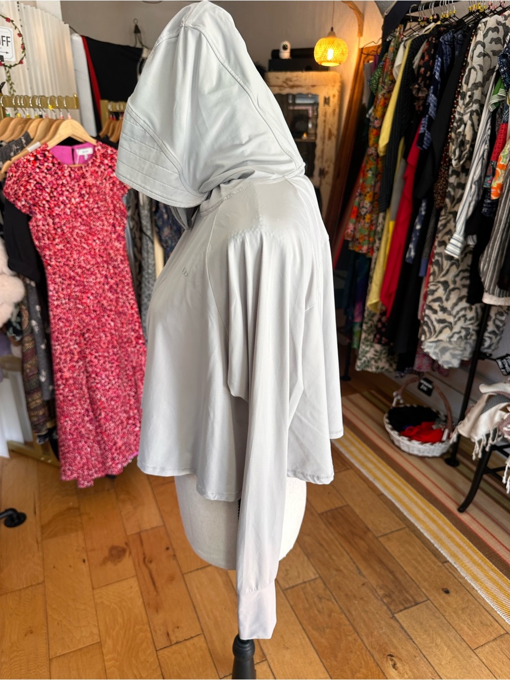 Beneunder AirLoop Lightweight Sun Protection Jacket - Picture 9 of 13